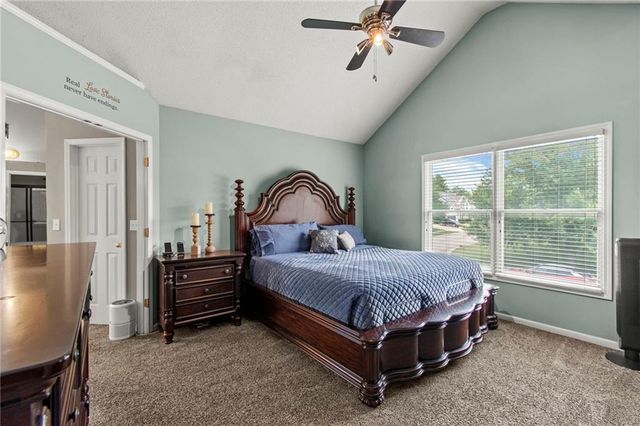 3020 S Argonne Court, Blue Springs, MO 64015