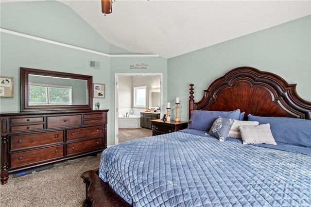 3020 S Argonne Court, Blue Springs, MO 64015