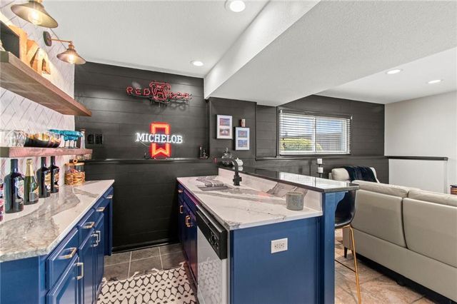 3020 S Argonne Court, Blue Springs, MO 64015