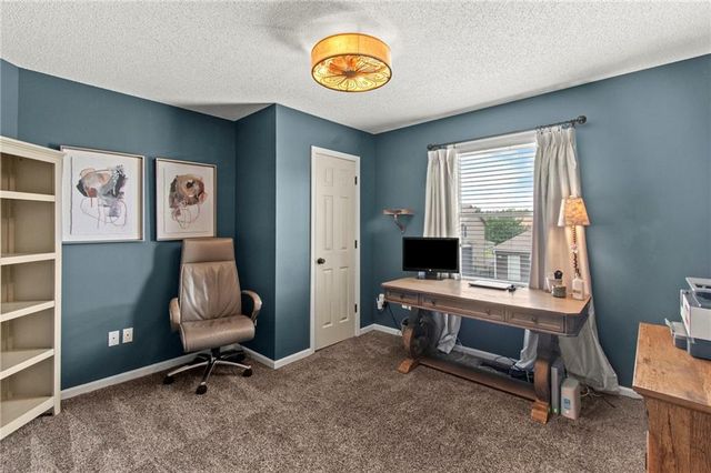 3020 S Argonne Court, Blue Springs, MO 64015