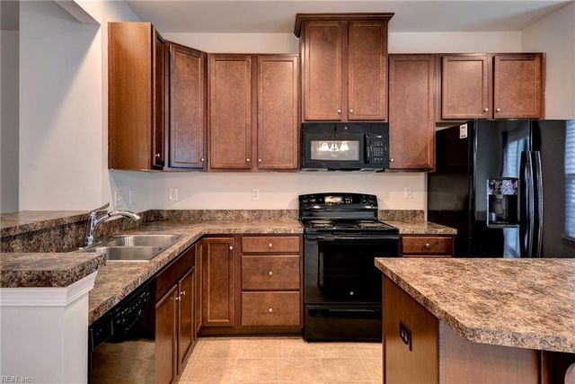 7502 Luminary DR, Williamsburg, VA 23188