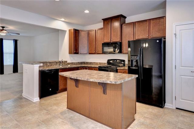 7502 Luminary DR, Williamsburg, VA 23188