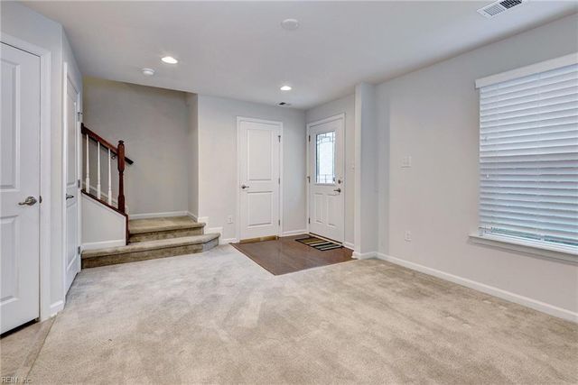 7502 Luminary DR, Williamsburg, VA 23188