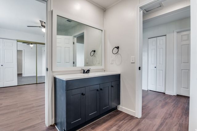 701 S Main Street, Venus, TX 76033