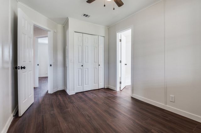 701 S Main Street, Venus, TX 76033