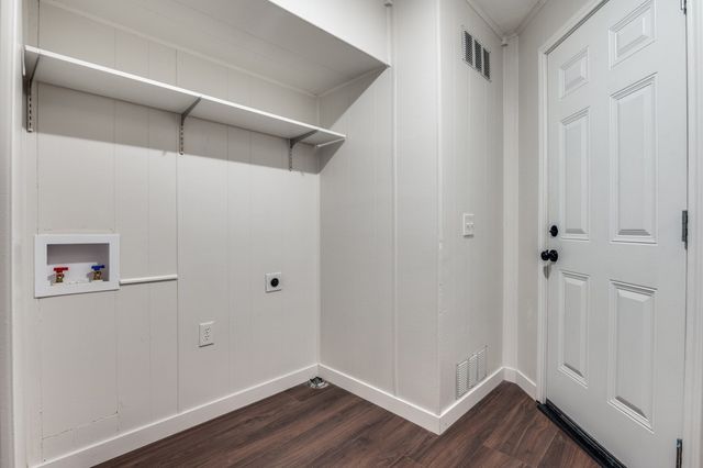 701 S Main Street, Venus, TX 76033