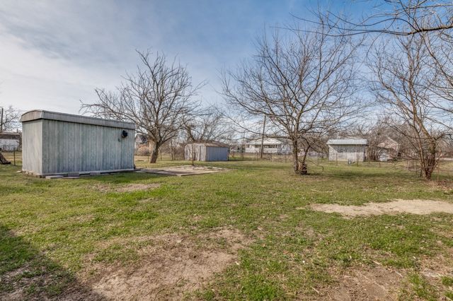 701 S Main Street, Venus, TX 76033