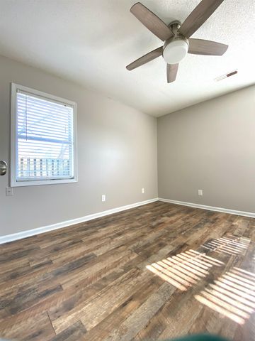 13 S Poplar Dr., Surfside Beach, SC 29575