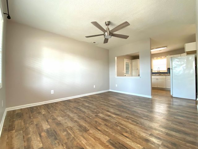 13 S Poplar Dr., Surfside Beach, SC 29575