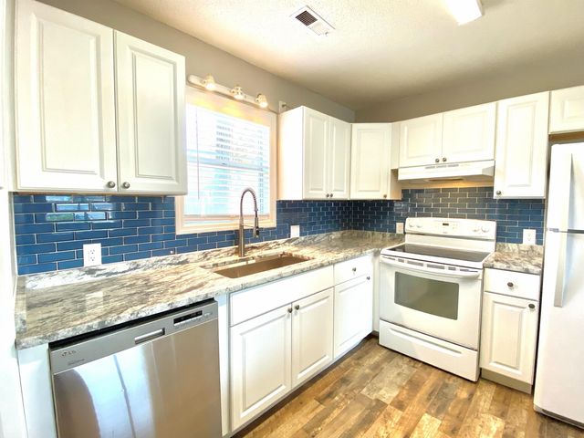 13 S Poplar Dr., Surfside Beach, SC 29575