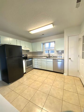 13 S Poplar Dr., Surfside Beach, SC 29575