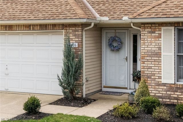 16406 Logan Court, Strongsville, OH 44136