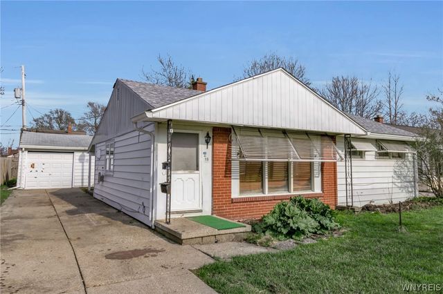 15 Kelvin Drive, Tonawanda, NY 14223