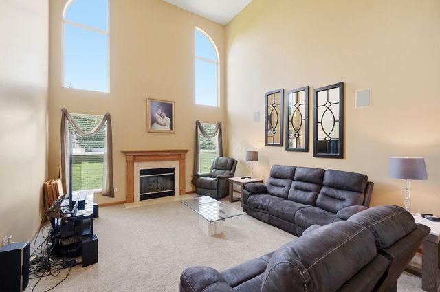 2315 Bold Venture Drive, Lewis Center, OH 43035