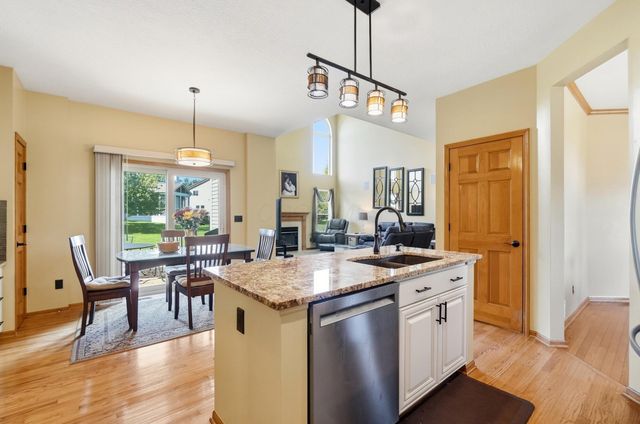 2315 Bold Venture Drive, Lewis Center, OH 43035