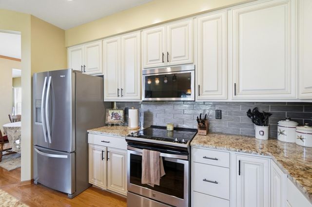 2315 Bold Venture Drive, Lewis Center, OH 43035
