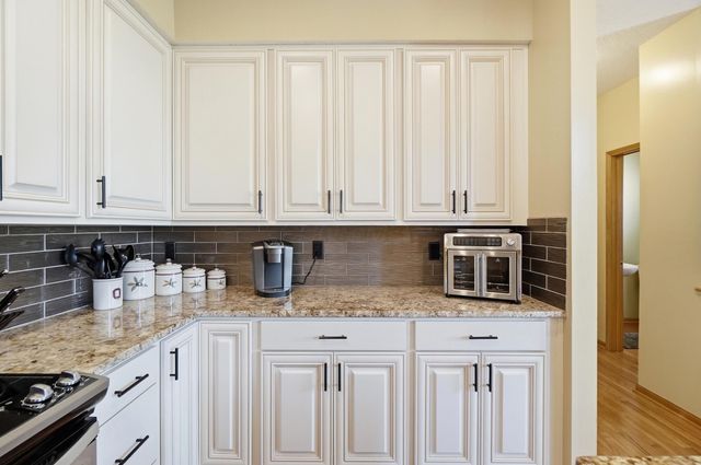 2315 Bold Venture Drive, Lewis Center, OH 43035