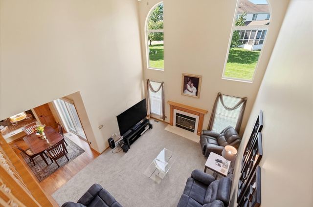 2315 Bold Venture Drive, Lewis Center, OH 43035
