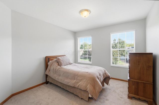 2315 Bold Venture Drive, Lewis Center, OH 43035