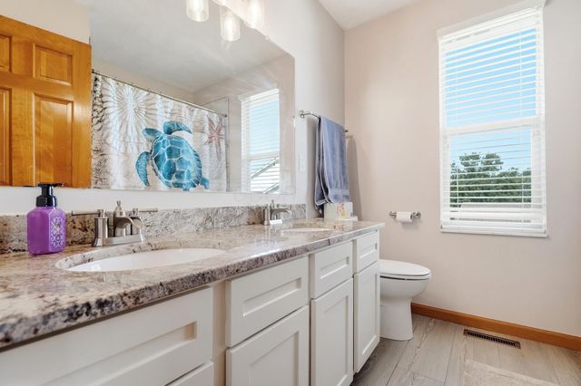 2315 Bold Venture Drive, Lewis Center, OH 43035