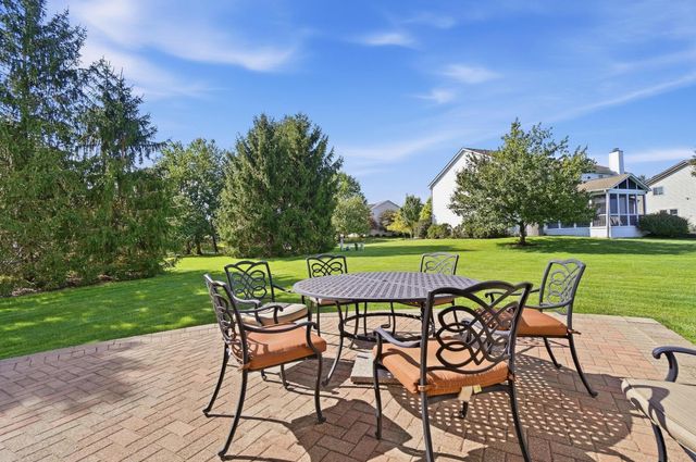 2315 Bold Venture Drive, Lewis Center, OH 43035