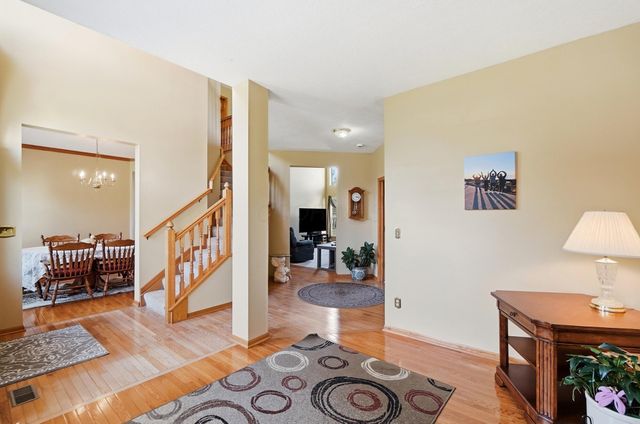 2315 Bold Venture Drive, Lewis Center, OH 43035