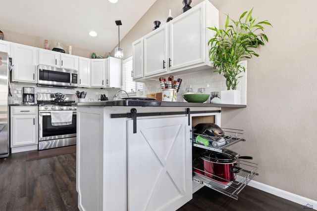 14846 TELLURIDE ST, Summerset, SD 57769