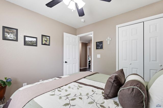14846 TELLURIDE ST, Summerset, SD 57769