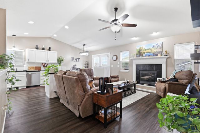 14846 TELLURIDE ST, Summerset, SD 57769