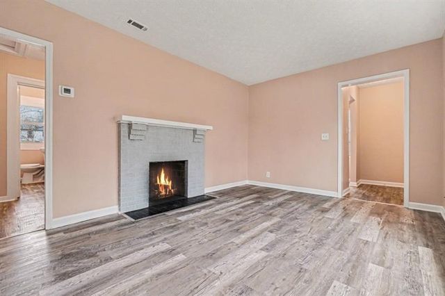 2047 Baker, Atlanta, GA 30318