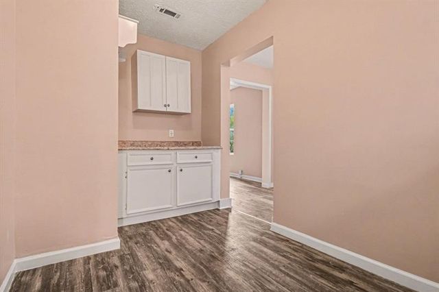 2047 Baker, Atlanta, GA 30318