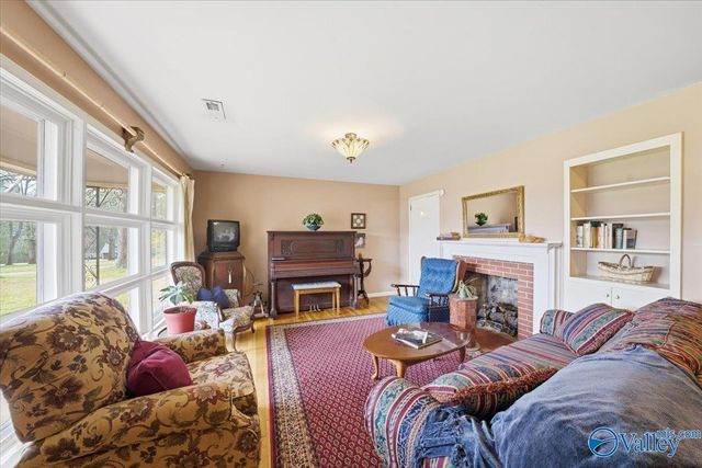 403 SW Audubon Street, Hartselle, AL 35640