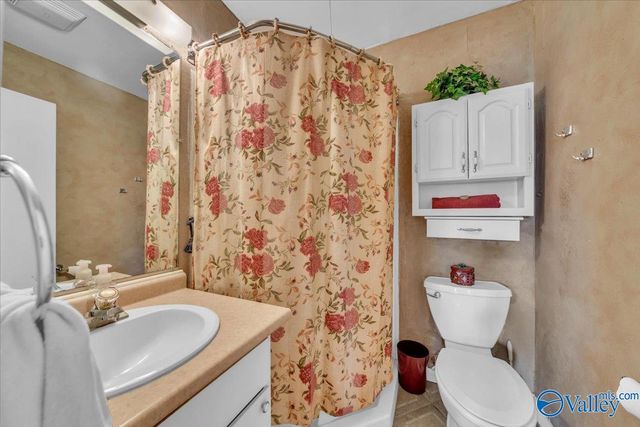 403 SW Audubon Street, Hartselle, AL 35640