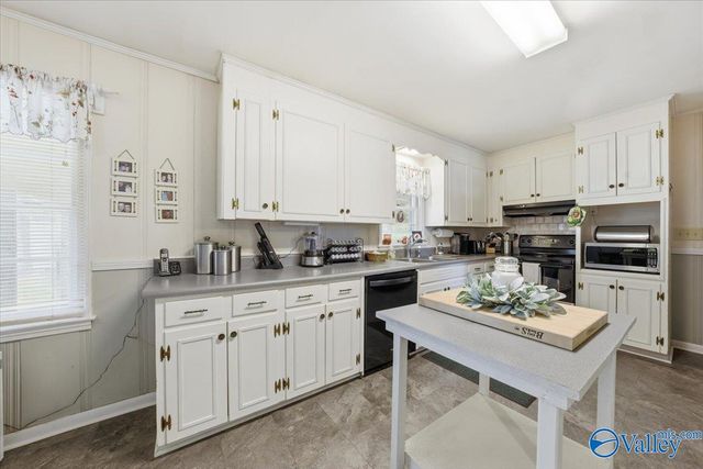 403 SW Audubon Street, Hartselle, AL 35640