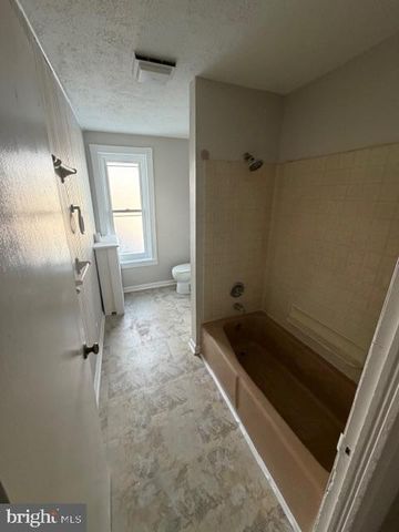 45 CARROLL ST, Reading, PA 19611