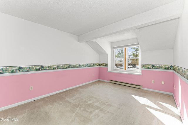 4059 Chaucer Place, Guilderland, NY 12159