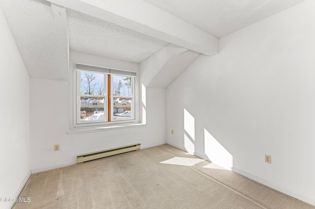 4059 Chaucer Place, Guilderland, NY 12159