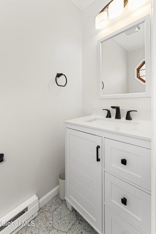 4059 Chaucer Place, Guilderland, NY 12159