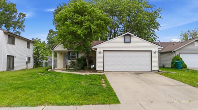 2305 Tassel E Court, West Lafayette, IN 47906