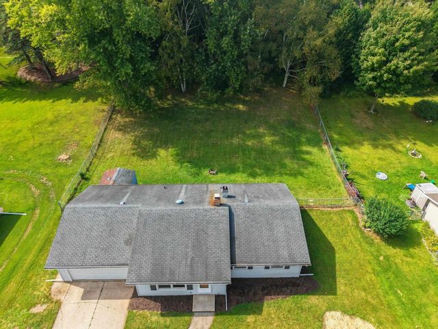 827 HILLCREST HEIGHTS, Green Bay, WI 54313