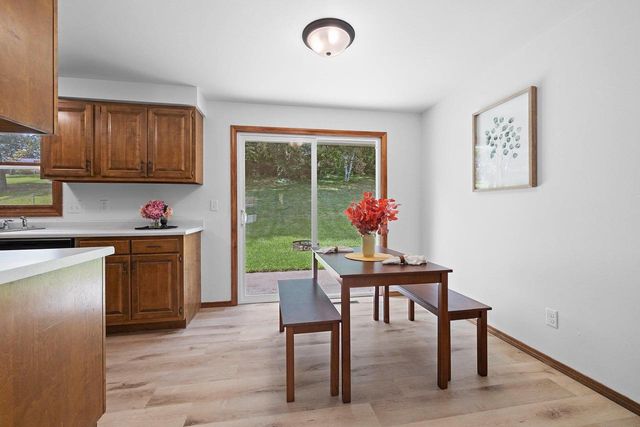 827 HILLCREST HEIGHTS, Green Bay, WI 54313