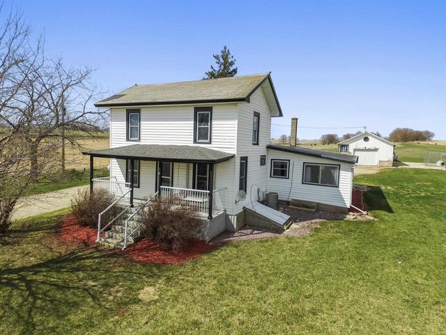 18442 County Road C, Evansville, WI 53536