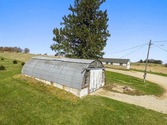 18442 County Road C, Evansville, WI 53536