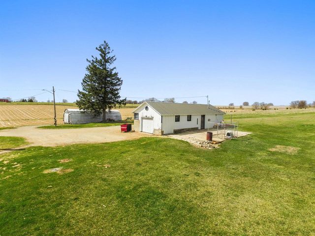 18442 County Road C, Evansville, WI 53536