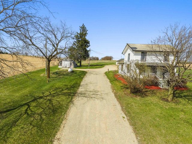 18442 County Road C, Evansville, WI 53536