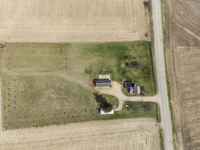 18442 County Road C, Evansville, WI 53536