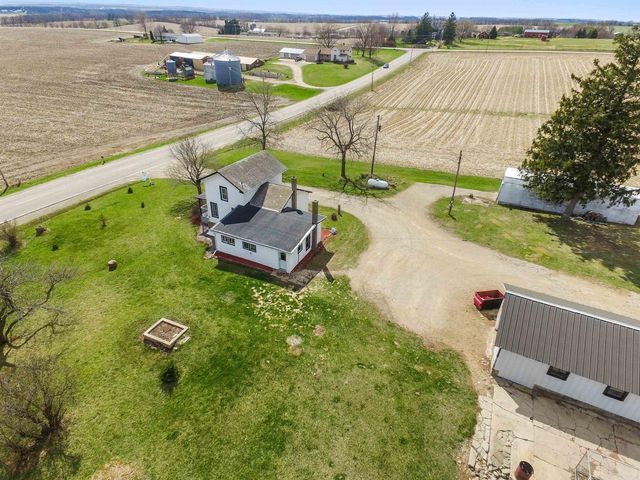 18442 County Road C, Evansville, WI 53536