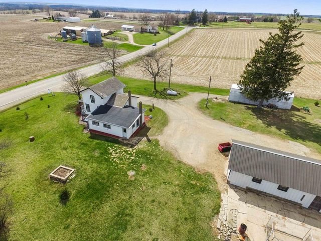 18442 County Road C, Evansville, WI 53536