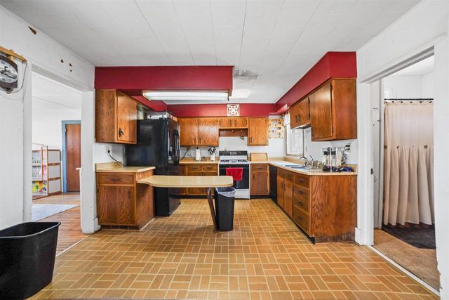 18442 County Road C, Evansville, WI 53536