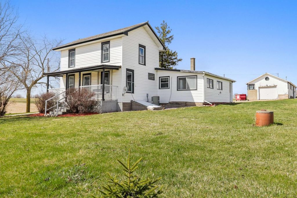 18442 County Road C, Evansville, WI 53536